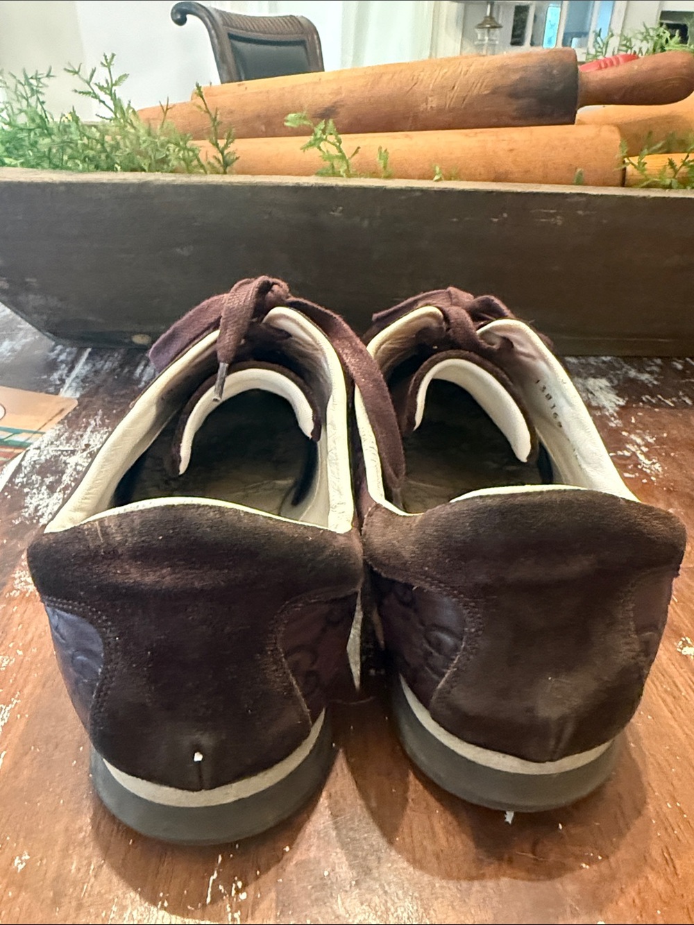 Gucci Brown Leather GG embossed Sneakers with Red and Green Web Stripe - Picture 5 of 6